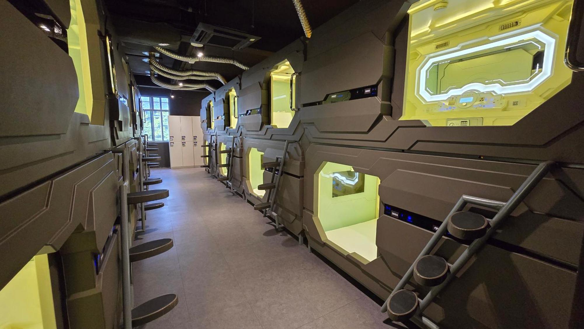Capsule hotel Space Kl Sentral